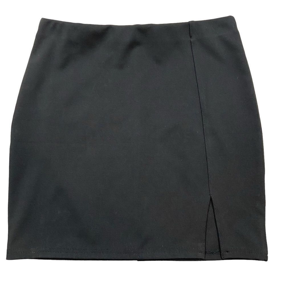 Brand new with Tags Canton‎ Walker Brand Black Pull On Mini Skirt Size Medium